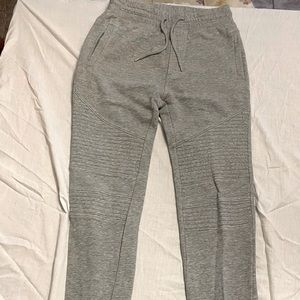 Divided cotton joggers in size S